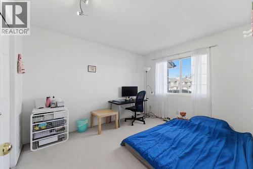 603 Citadel Terrace Nw, Calgary, AB - Indoor Photo Showing Bedroom