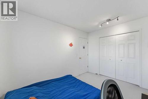 603 Citadel Terrace Nw, Calgary, AB - Indoor Photo Showing Bedroom