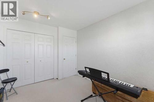 603 Citadel Terrace Nw, Calgary, AB - Indoor Photo Showing Other Room