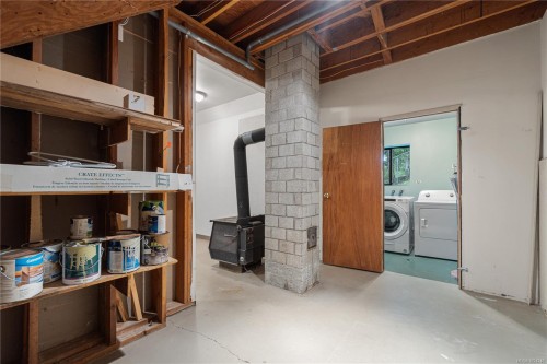 7496 Clark Cres, Lantzville, BC 