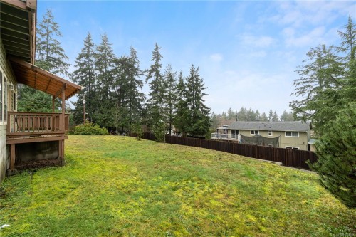 7496 Clark Cres, Lantzville, BC 