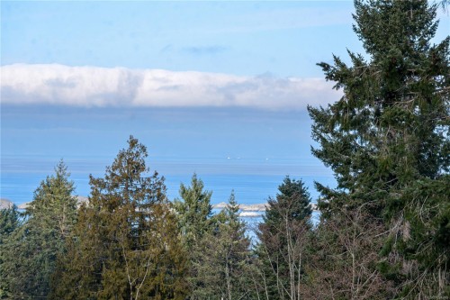 7496 Clark Cres, Lantzville, BC 