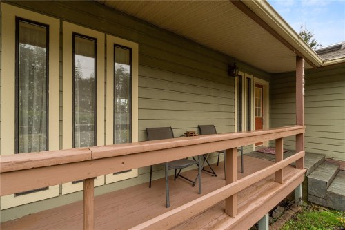 7496 Clark Cres, Lantzville, BC 