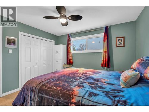 110 Hastings Place, Penticton, BC - Indoor Photo Showing Bedroom
