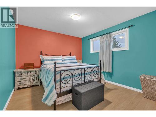 110 Hastings Place, Penticton, BC - Indoor Photo Showing Bedroom