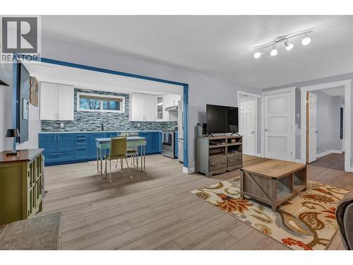 110 Hastings Place, Penticton, BC - Indoor