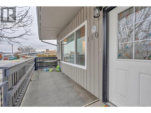 110 Hastings Place, Penticton, BC - Outdoor With Exterior