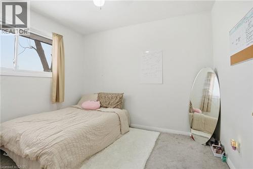 2 Vera Street, St. Catharines, ON - Indoor Photo Showing Bedroom