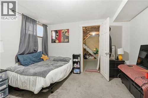 2 Vera Street, St. Catharines, ON - Indoor Photo Showing Bedroom