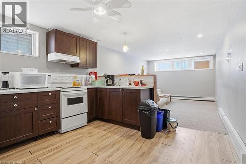 2 Vera Street, St. Catharines, ON - Indoor Photo Showing Kitchen