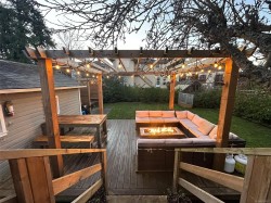 2554 Shakespeare St  Victoria, BC V8R 4G5