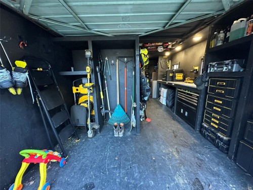 2554 Shakespeare St, Victoria, BC 