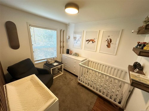 2554 Shakespeare St, Victoria, BC 