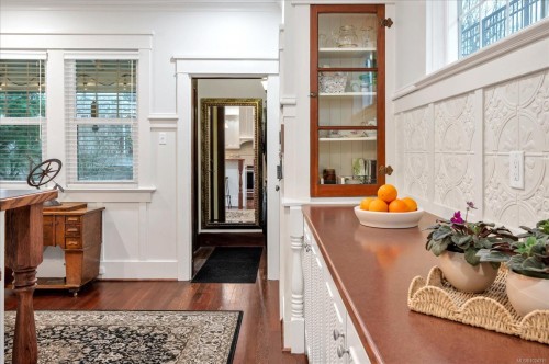 16 Irwin St, Nanaimo, BC 