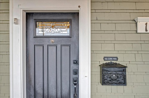 16 Irwin St, Nanaimo, BC 