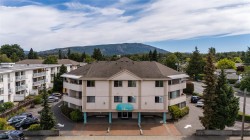 105-300 Bundock Ave  Duncan, BC V9L 3N9