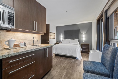 242-1175 Resort Dr, Parksville, BC - Indoor