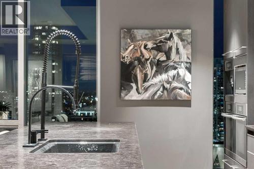 2201, 433 11 Avenue Se, Calgary, AB - Indoor