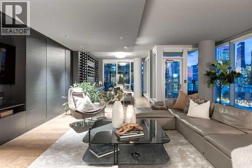 2201, 433 11 Avenue Se, Calgary, AB - Indoor Photo Showing Living Room