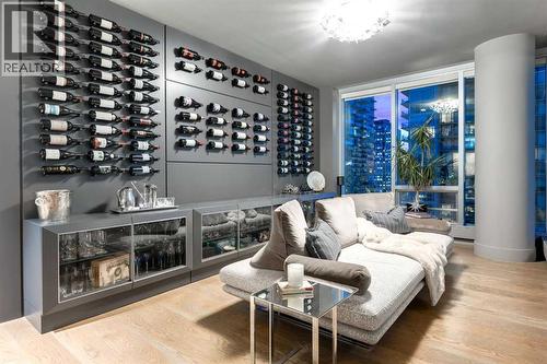 2201, 433 11 Avenue Se, Calgary, AB - Indoor Photo Showing Living Room With Fireplace