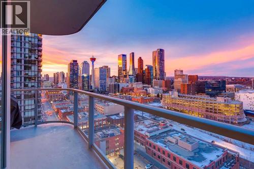 2201, 433 11 Avenue Se, Calgary, AB - Outdoor With View