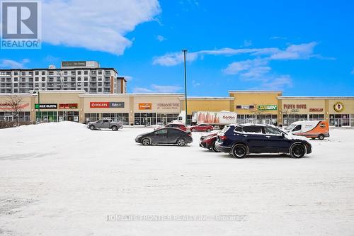 642 Yonge Street, Barrie, ON 