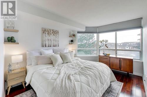 309 - 135 Hillcrest Avenue, Mississauga, ON - Indoor Photo Showing Bedroom