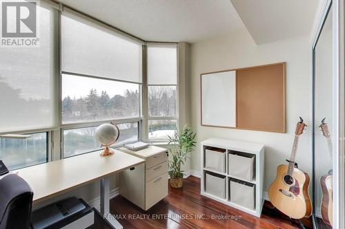 309 - 135 Hillcrest Avenue, Mississauga, ON - Indoor Photo Showing Office