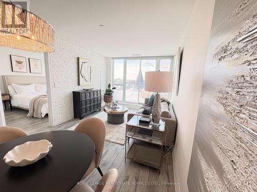 408 - 16 Mcadam Avenue, Toronto, ON - Indoor Photo Showing Living Room