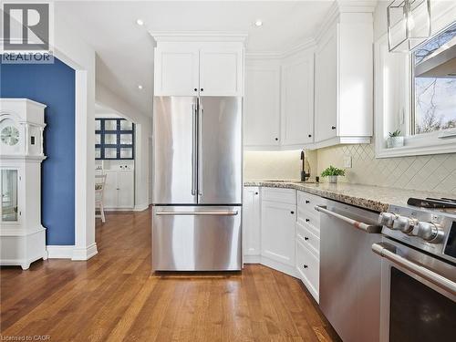 205 Prince Edward Drive S, Toronto, ON - Indoor Photo Showing Kitchen With Upgraded Kitchen