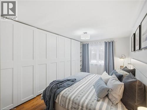 205 Prince Edward Drive S, Toronto, ON - Indoor Photo Showing Bedroom