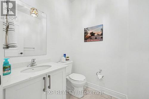 22 18Th Street N, Wasaga Beach, ON - Indoor Photo Showing Bathroom