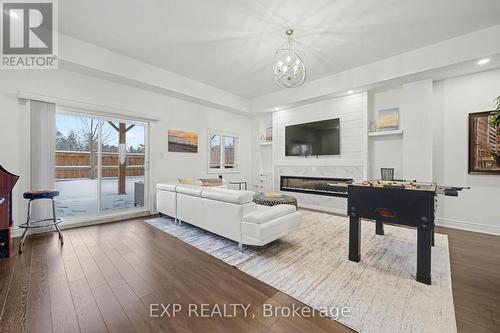 22 18Th Street N, Wasaga Beach, ON - Indoor With Fireplace