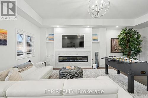 22 18Th Street N, Wasaga Beach, ON - Indoor With Fireplace