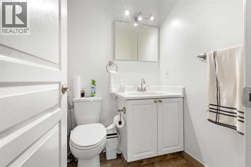 510, 55 Arbour Grove Close Nw, Calgary, AB - Indoor Photo Showing Bathroom