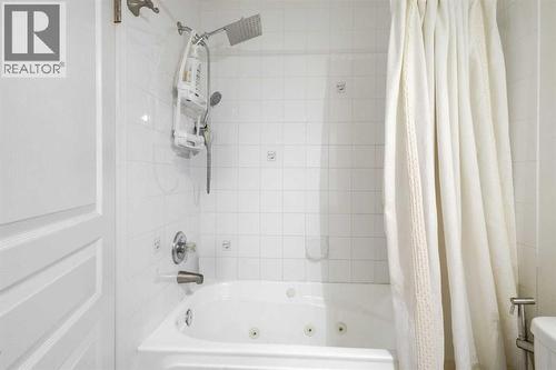 510, 55 Arbour Grove Close Nw, Calgary, AB - Indoor Photo Showing Bathroom