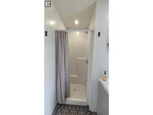 7704 97A Highway, Mara, BC 