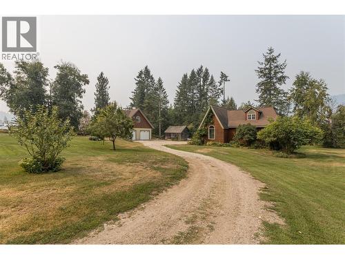7704 97A Highway, Mara, BC 
