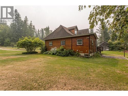 7704 97A Highway, Mara, BC 