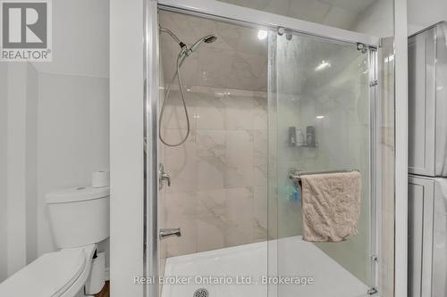 73 Hope Street E, East Zorra-Tavistock (Tavistock), ON - Indoor Photo Showing Bathroom