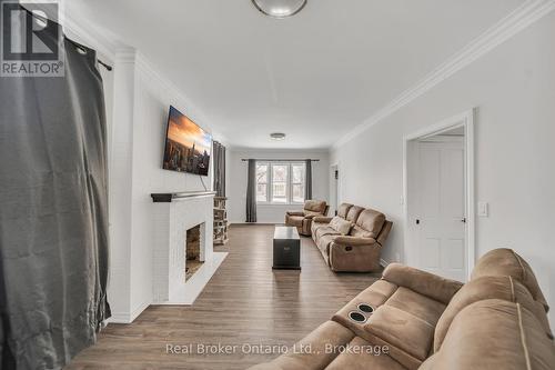 73 Hope Street E, East Zorra-Tavistock (Tavistock), ON - Indoor Photo Showing Living Room With Fireplace