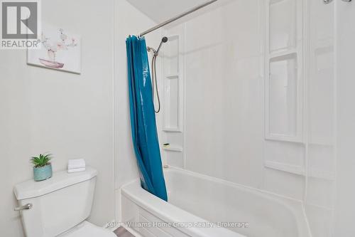 39 - 40 Imperial Road N, Guelph (Willow West/Sugarbush/West Acres), ON - Indoor Photo Showing Bathroom