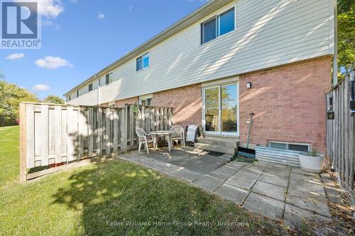 39 - 40 Imperial Road N, Guelph (Willow West/Sugarbush/West Acres), ON - Outdoor With Exterior