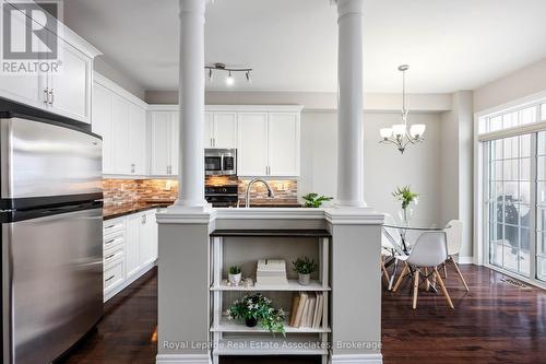 Kitchen - 44 Sutcliff Lane, Halton Hills, ON - Indoor Photo Showing Kitchen With Upgraded Kitchen