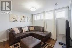 LOWER - 81 ERIE STREET  Toronto, ON M6L 2R1