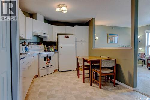 404 2203 Angus Street, Regina, SK - Indoor Photo Showing Kitchen