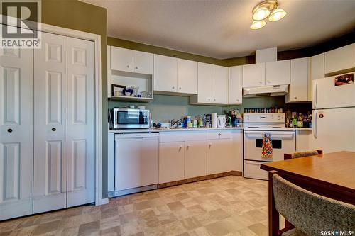 404 2203 Angus Street, Regina, SK - Indoor Photo Showing Kitchen