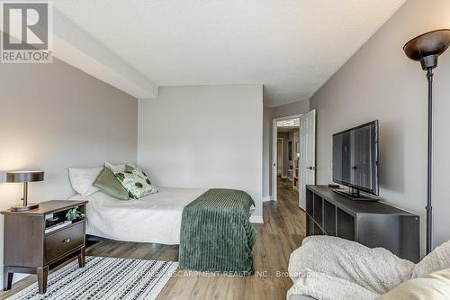 9D - 67 Caroline Street S, Hamilton, ON - Indoor Photo Showing Bedroom