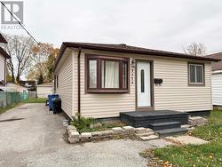 1710 BALFOUR BOULEVARD  Windsor, ON N8T 2S1