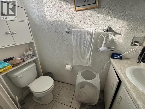 1332 66Th Street, Grand Forks, BC - Indoor Photo Showing Bathroom